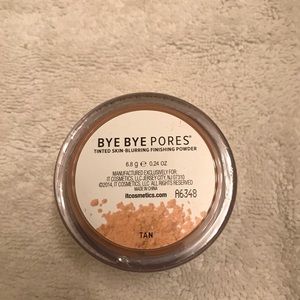 It Cosmetics Bye Bye Pores